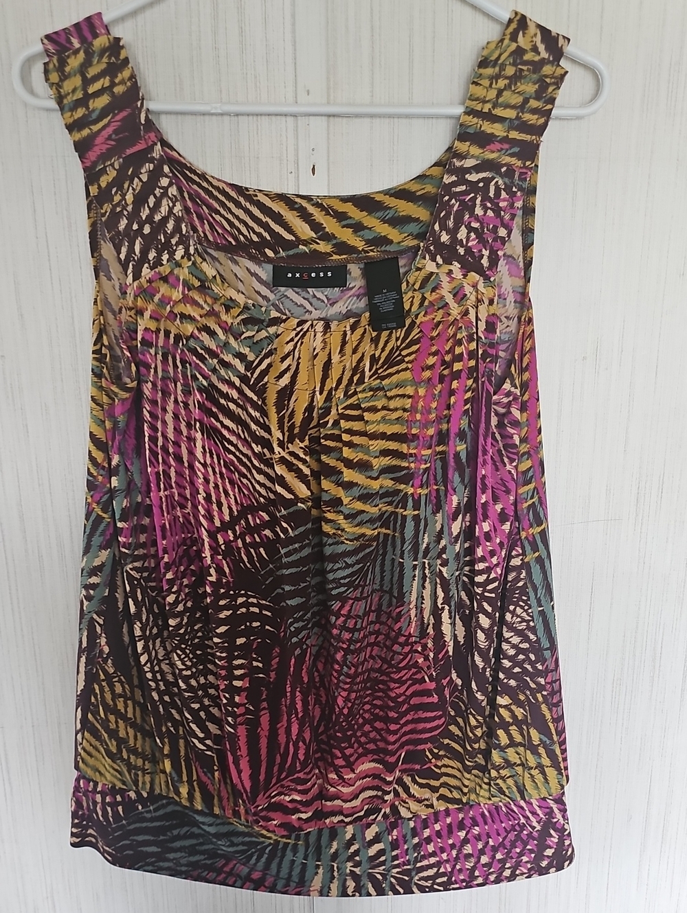 Sleeveless Printed Tank Top - Multicolor